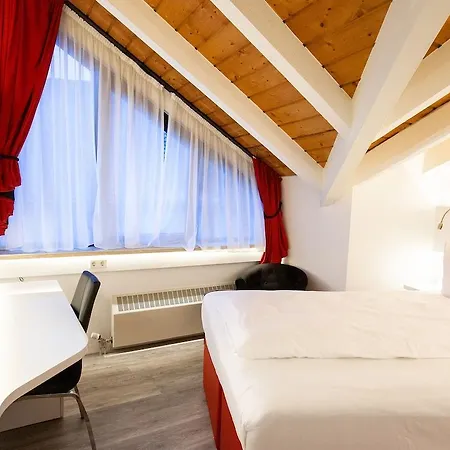 Hotel Dormero 3*